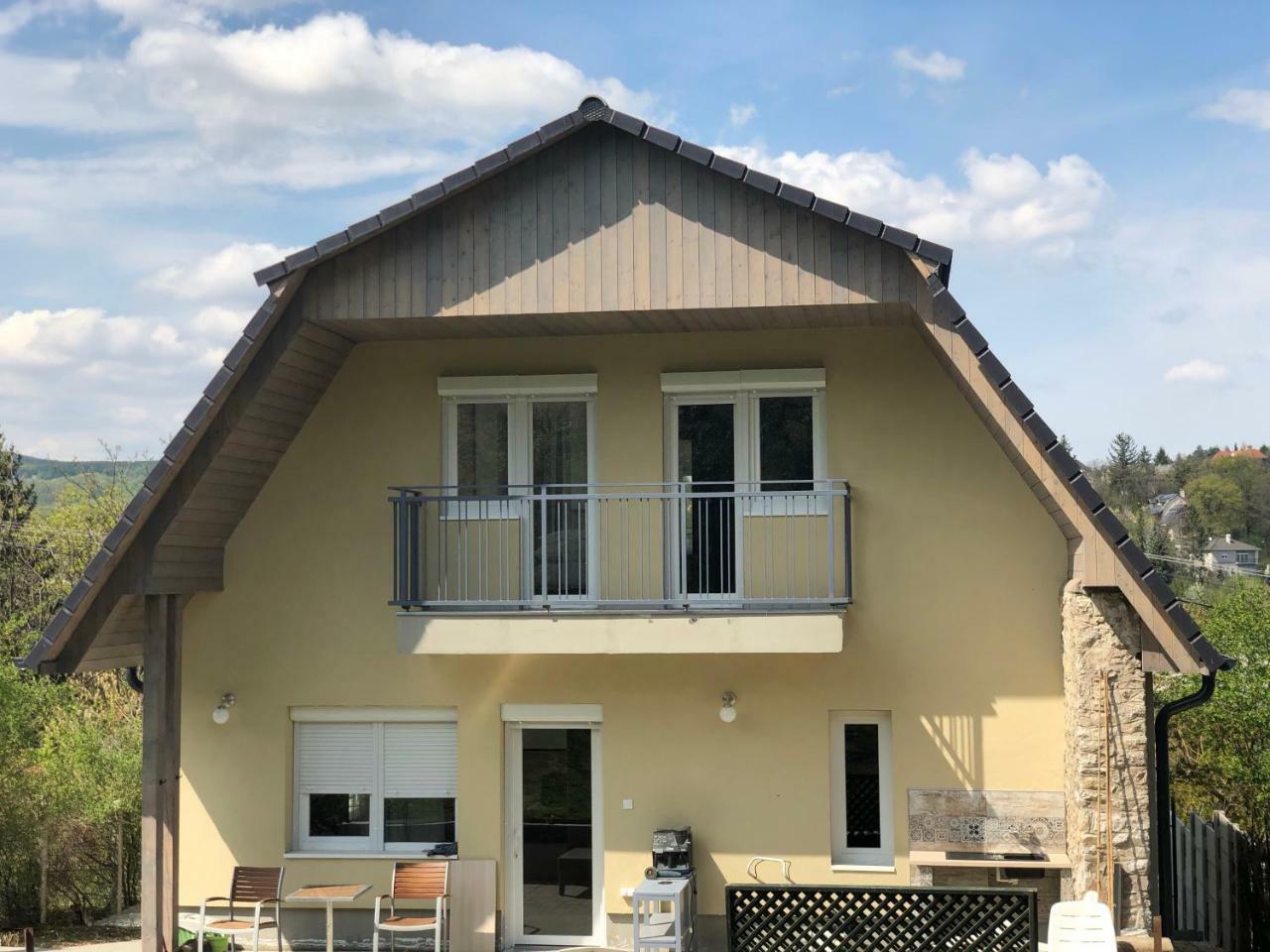 Juno Apartman Vendeghaz Miszkolc Zewnętrze zdjęcie